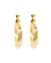 Gold Ladies Earrings (GE-14997)