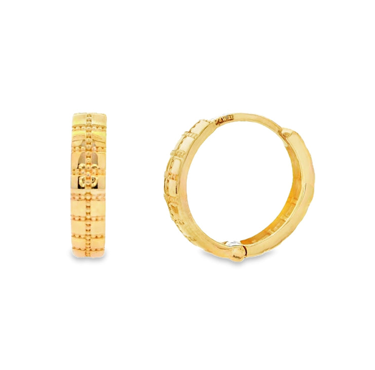 Gold Ladies Earrings (GE-15787)