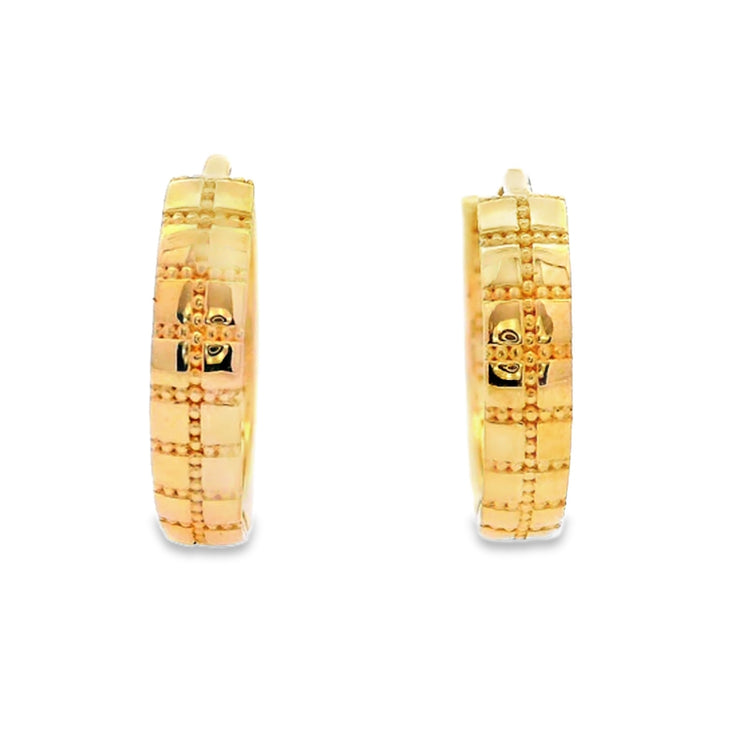 Gold Ladies Earrings (GE-15787)